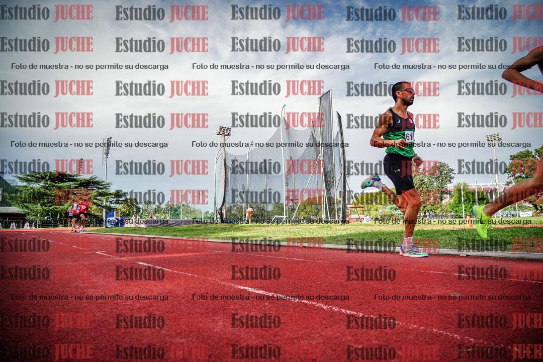 Fotos de los 3000 m llanos de varones