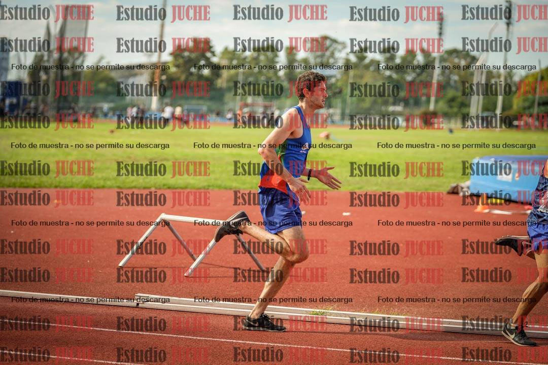 Fotos de los 800 m llanos de varones