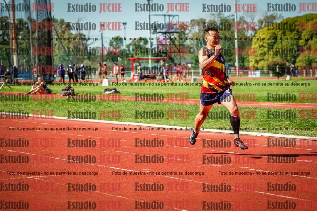 Fotos de los 400 m llanos de varones