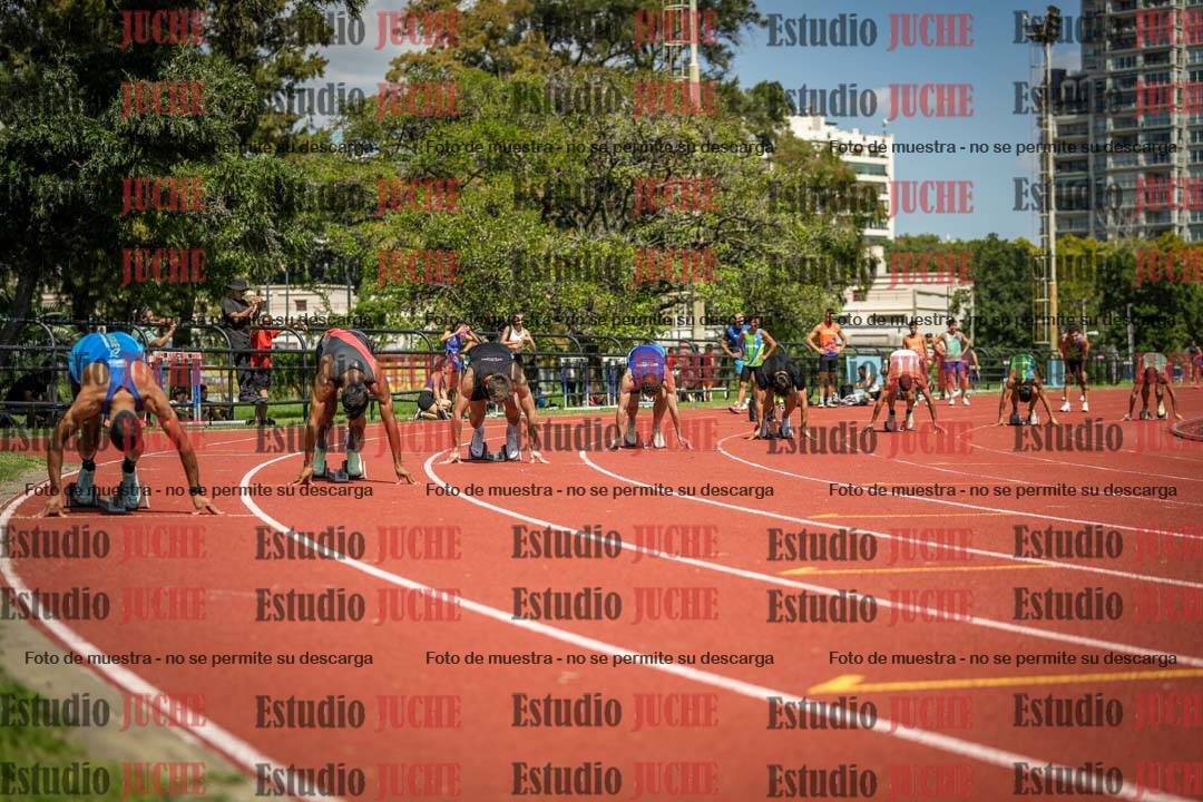 Fotos de los 200 m llanos de varones