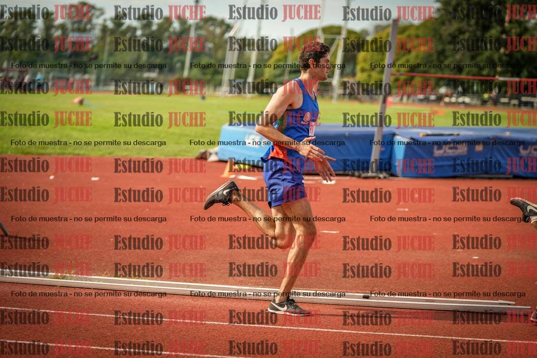 Fotos de los 800 m llanos de varones
