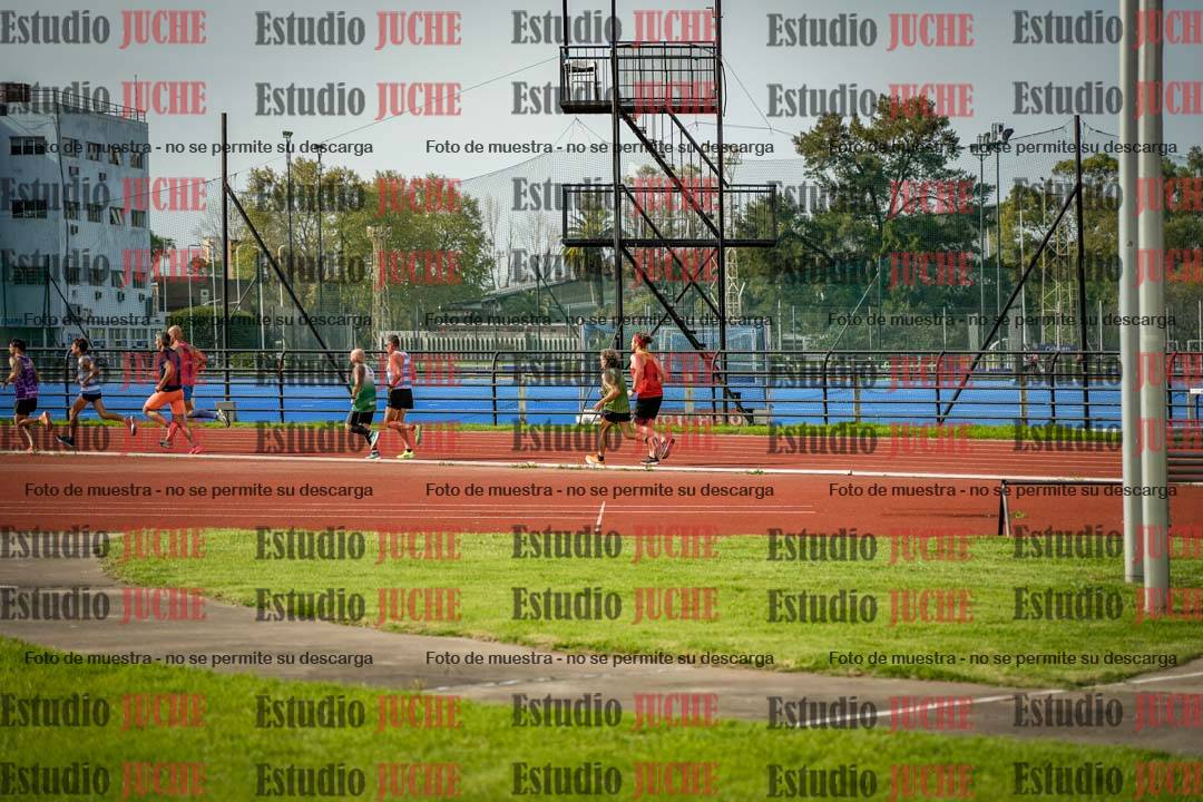 Fotos de los 3000 m llanos de varones