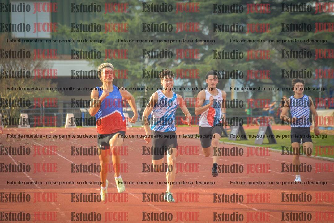 Fotos de los 200 m llanos de varones - FINAL