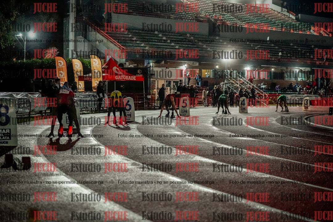 Fotos de los 400 m llanos de varones - deca 5 - serie 2