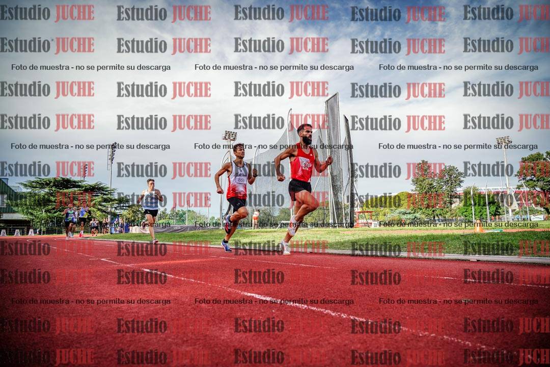 Fotos de los 3000 m llanos de varones