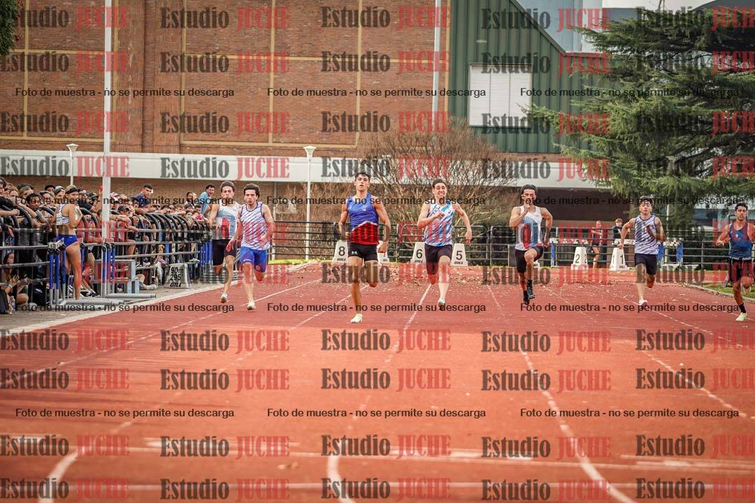 Fotos de los 200 m llanos de varones - FINAL