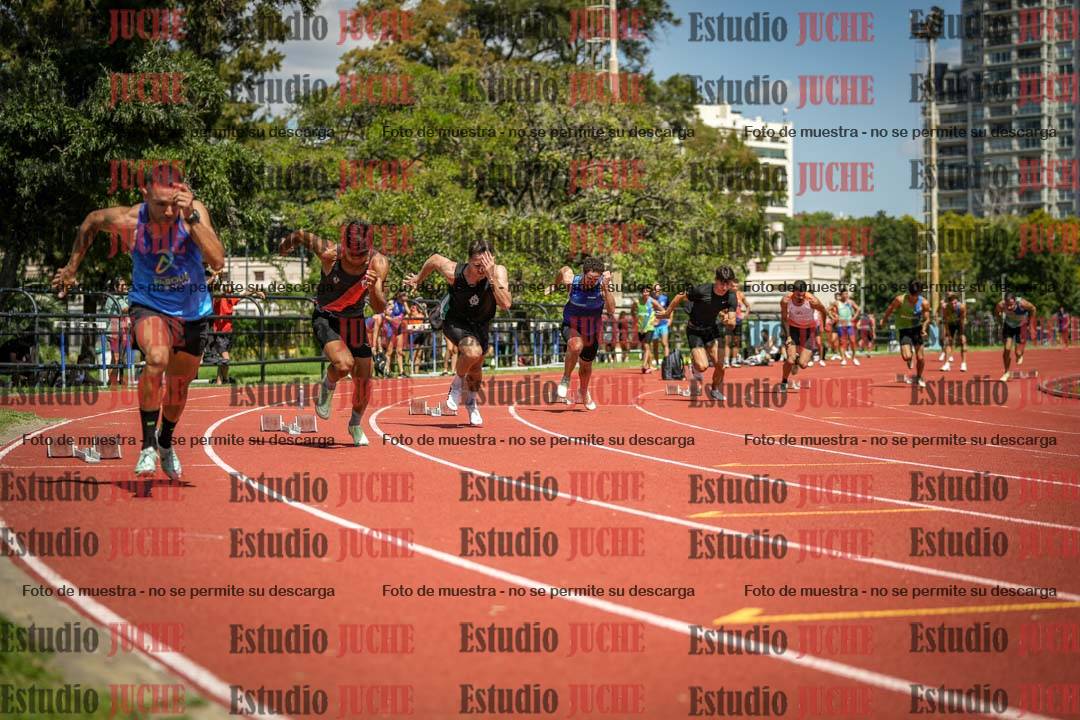 Fotos de los 200 m llanos de varones