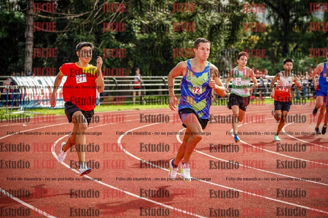 Fotos de los 800 m llanos de varones