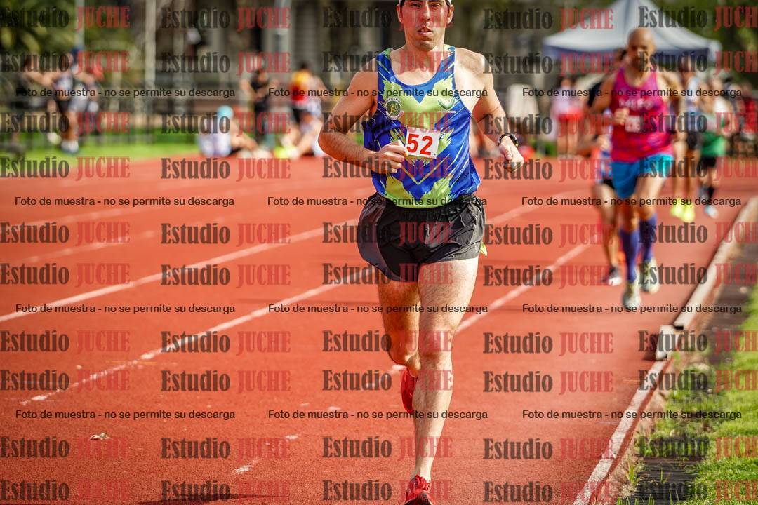 Fotos de los 3000 m llanos de varones
