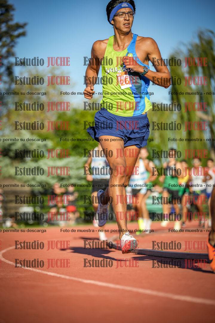 Fotos de los 3000 m llanos de varones