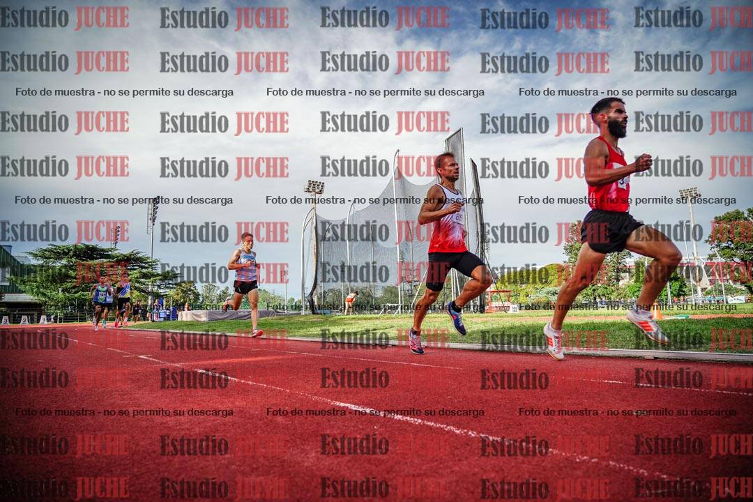 Fotos de los 3000 m llanos de varones
