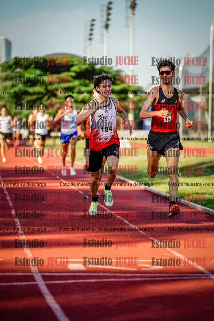 Fotos de los 1500 m llanos de varones