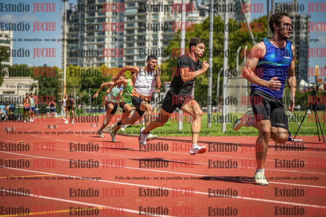 Fotos de los 200 m llanos de varones