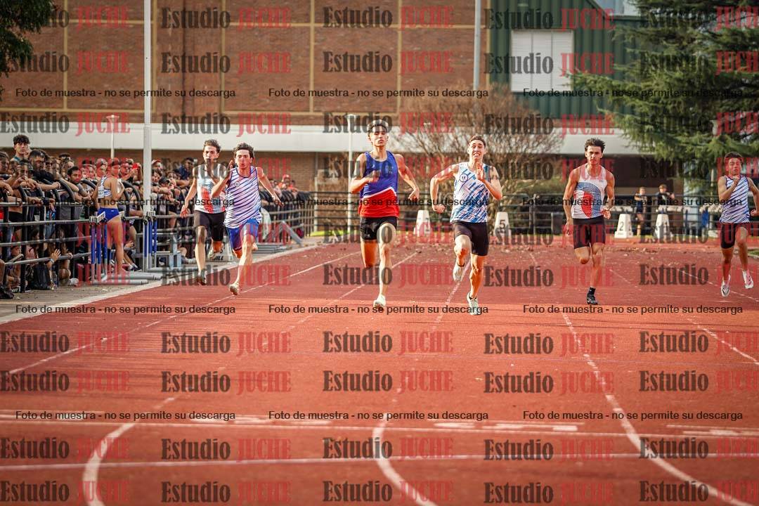 Fotos de los 200 m llanos de varones - FINAL