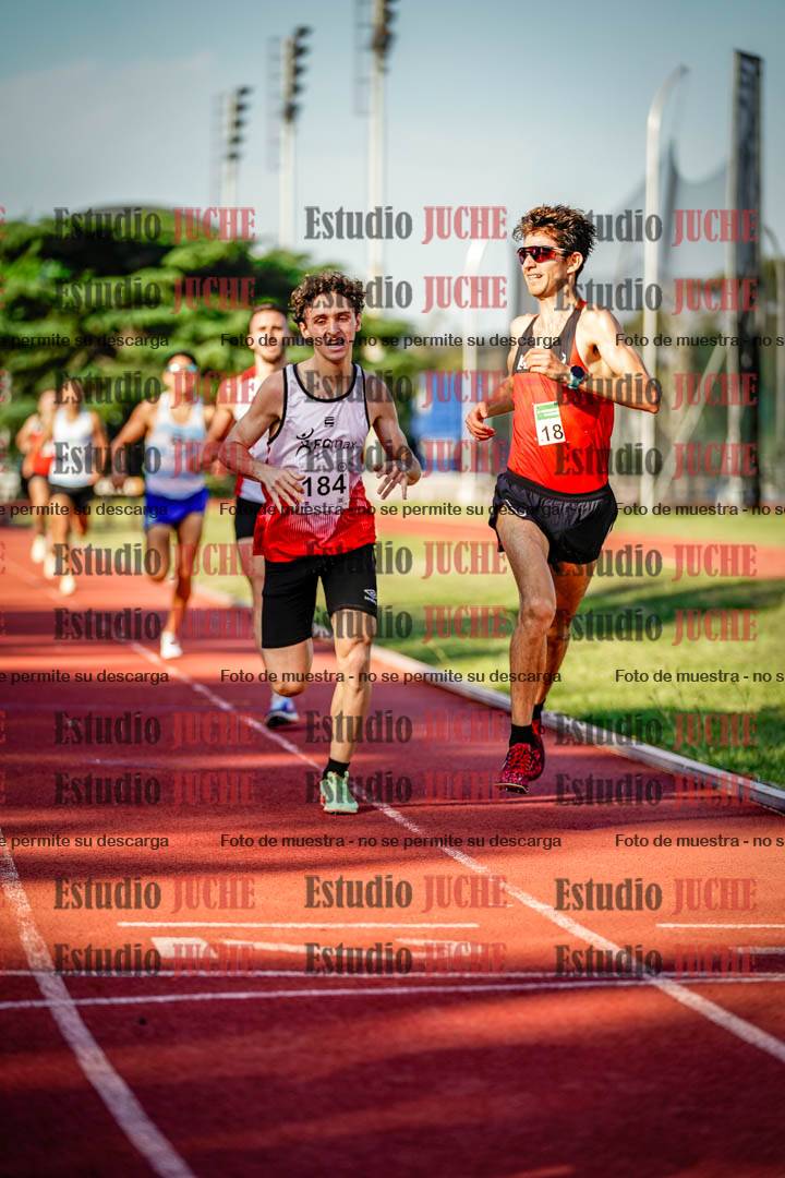 Fotos de los 1500 m llanos de varones