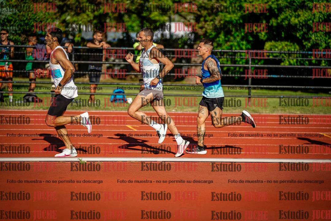 Fotos de los 3000 m llanos de varones