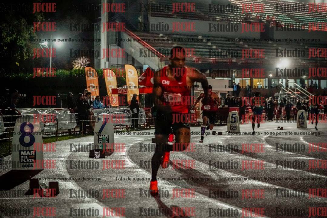 Fotos de los 400 m llanos de varones - deca 5 - serie 2