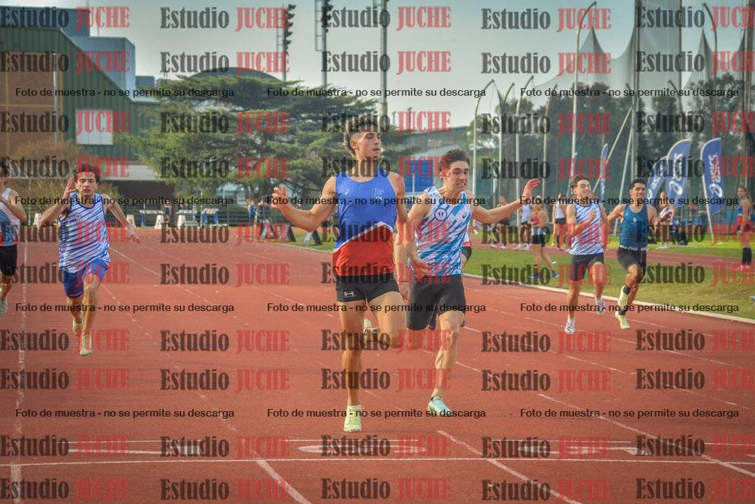 Fotos de los 200 m llanos de varones - FINAL
