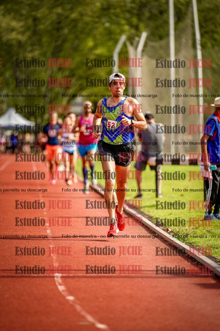 Fotos de los 3000 m llanos de varones