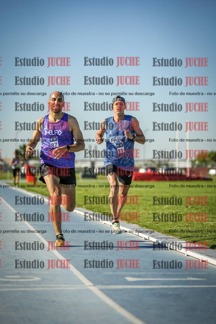 Fotos de los 3000 m llanos de varones