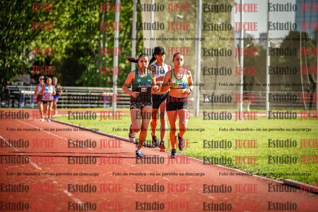 Fotos de los 5000 m llanos de mujeres y varones