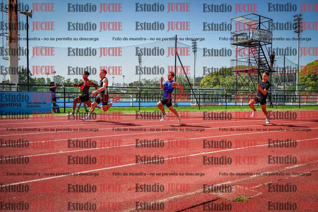 Fotos de los 200 m llanos de varones