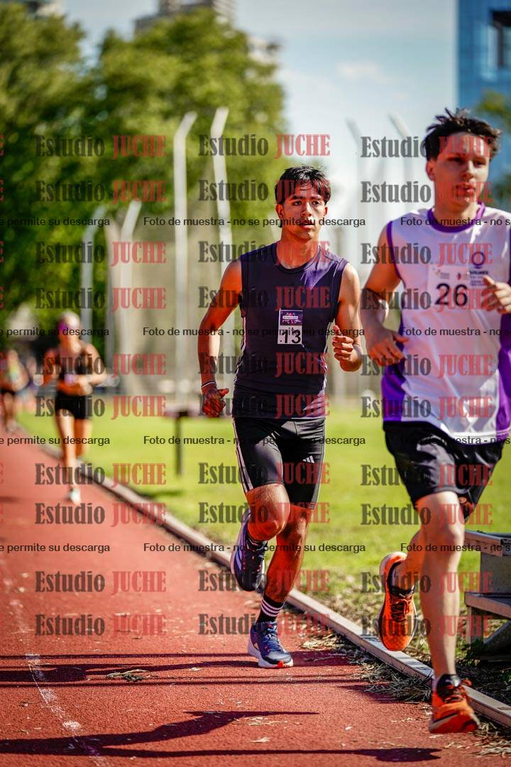 Fotos de los 5000 m llanos de mujeres y varones