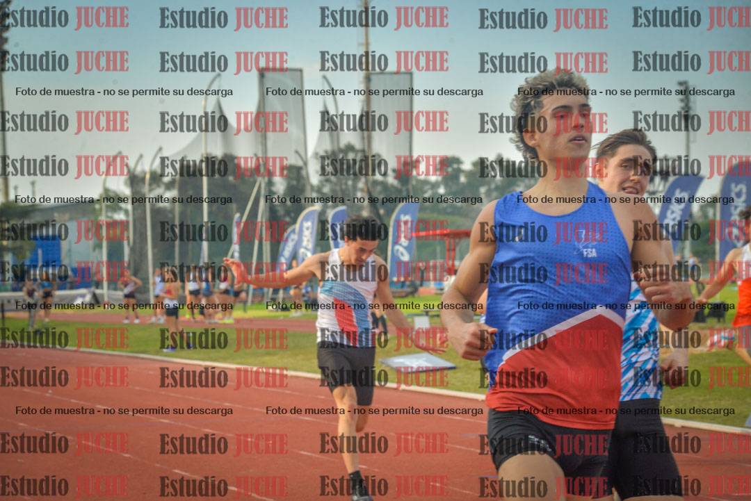 Fotos de los 200 m llanos de varones - FINAL