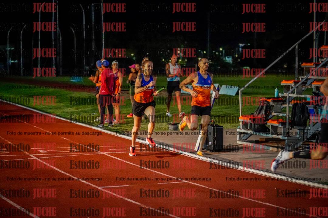 Fotos de las postas 4x400 m mixtas