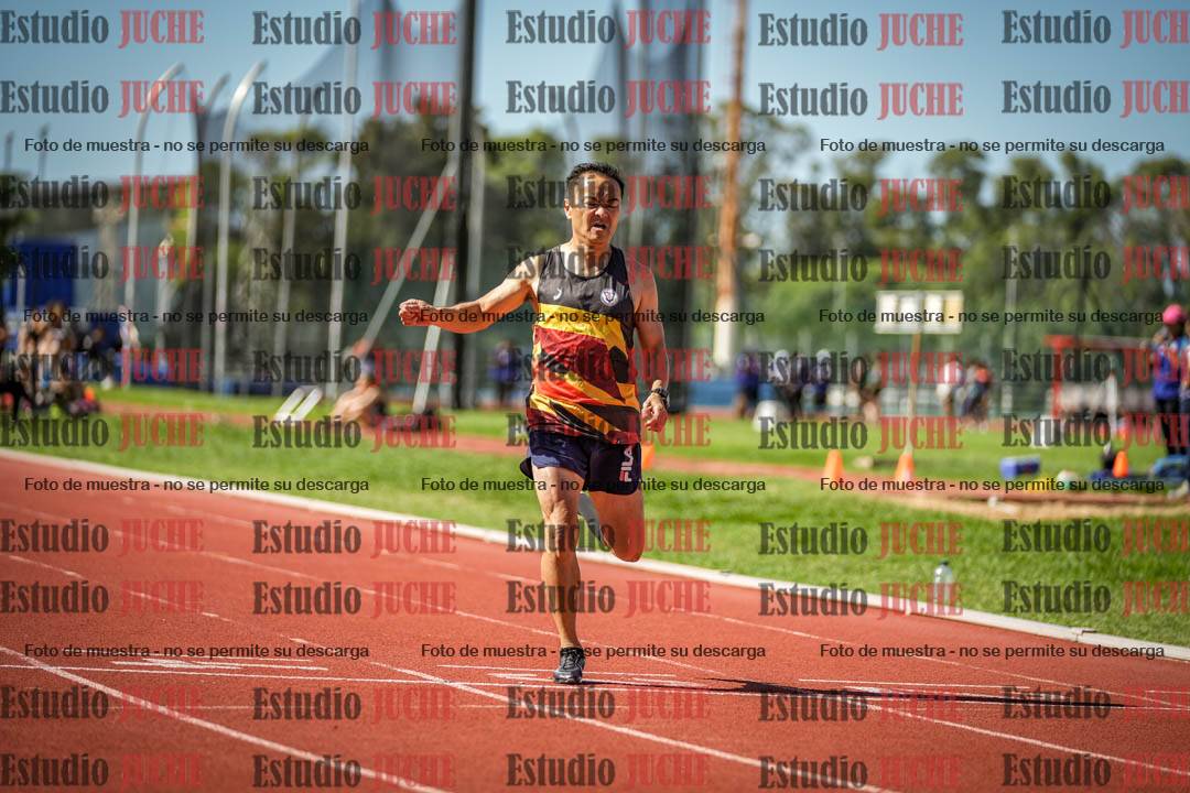 Fotos de los 400 m llanos de varones