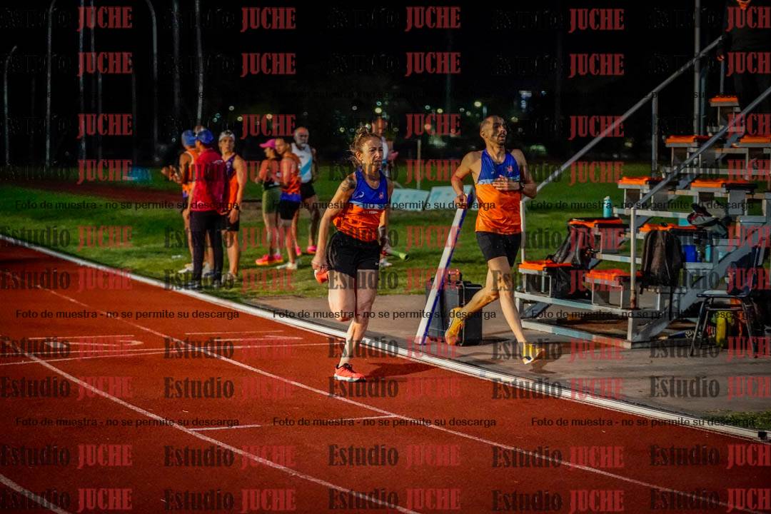 Fotos de las postas 4x400 m mixtas