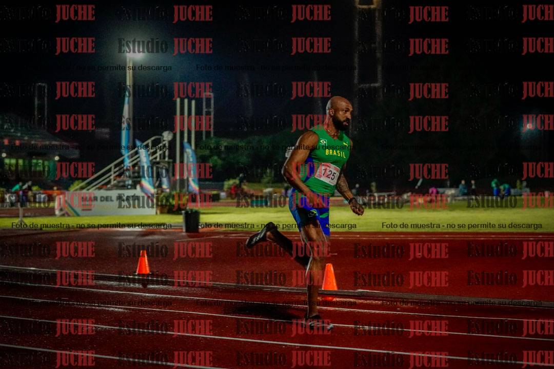 Fotos de los 400 m llanos de varones - deca 5 - serie 2