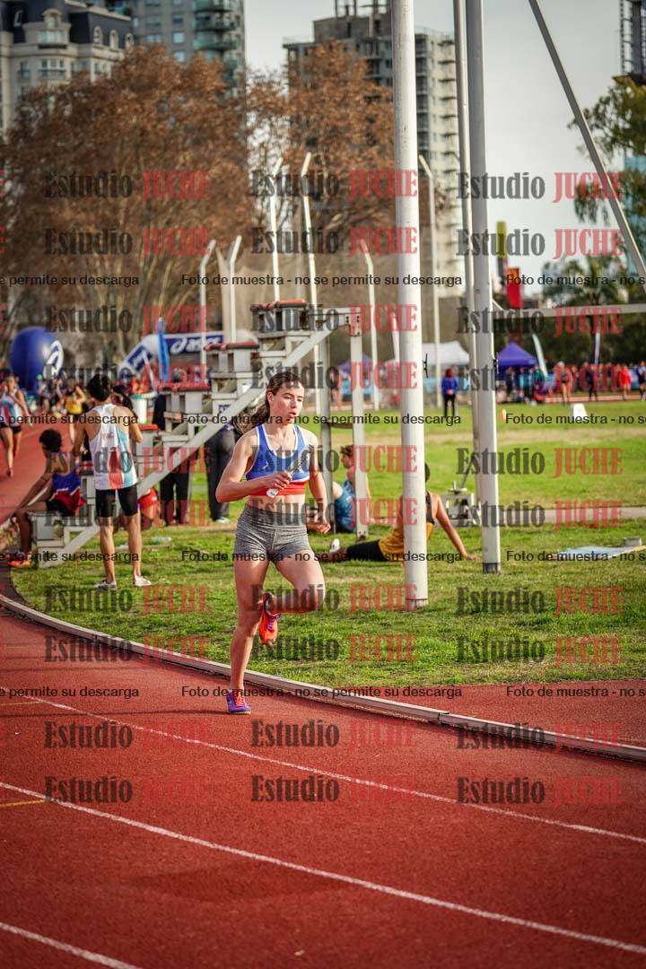 Fotos de las Postas 8x300 m mixta