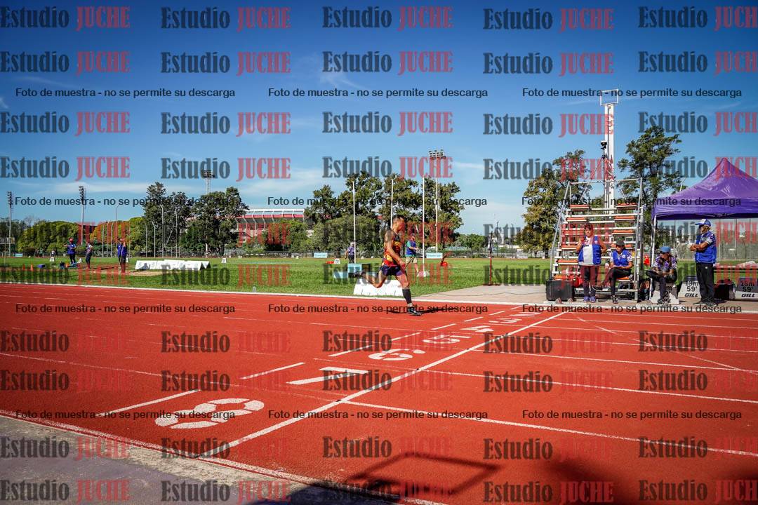 Fotos de los 400 m llanos de varones