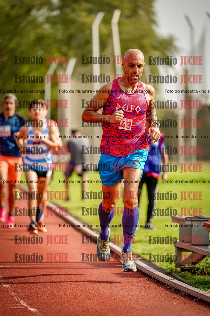 Fotos de los 3000 m llanos de varones