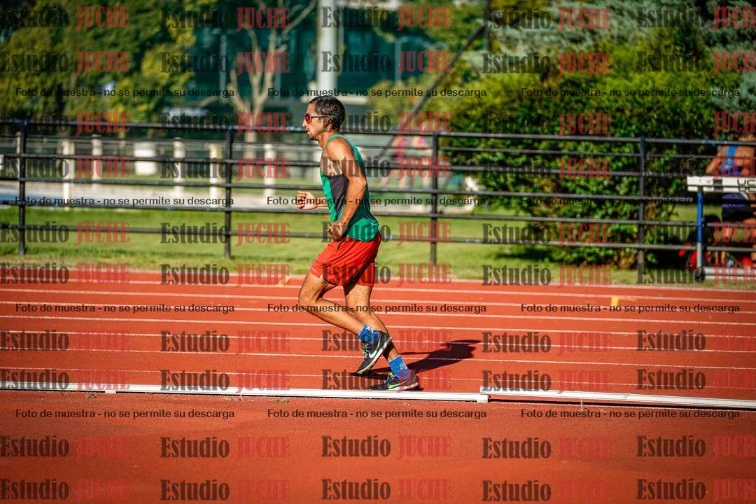 Fotos de los 3000 m llanos de varones