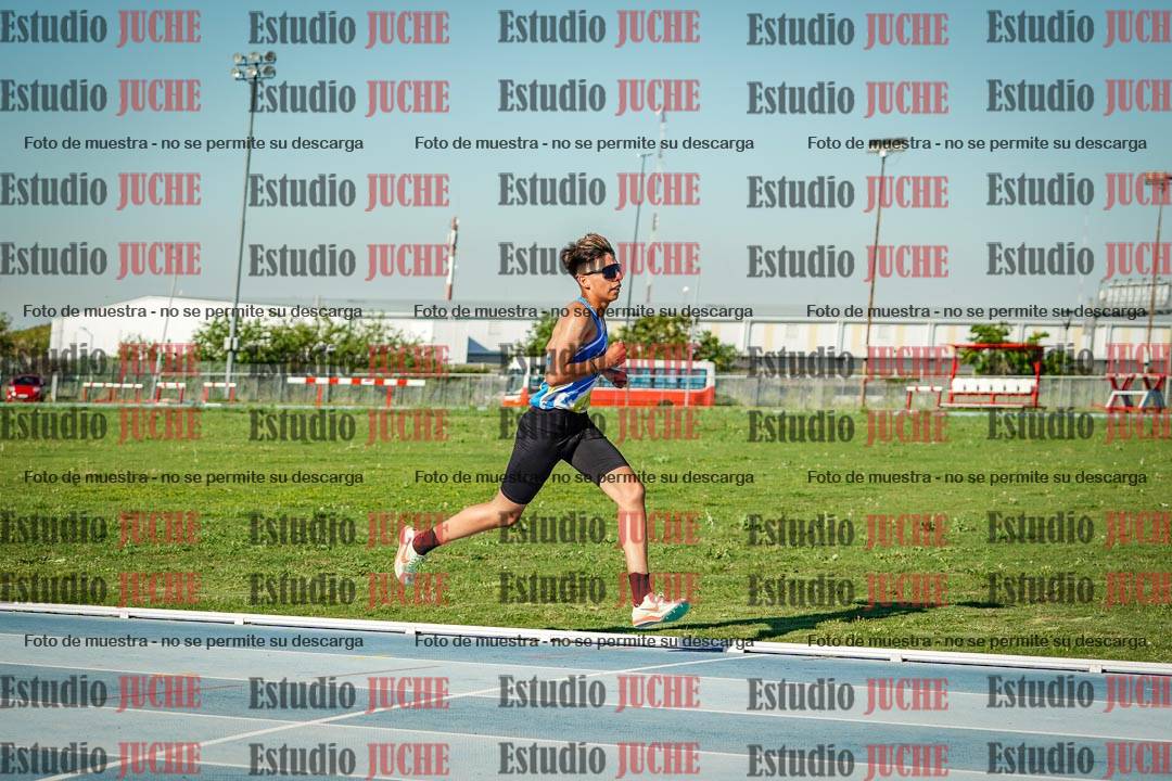 Fotos de los 3000 m llanos de varones