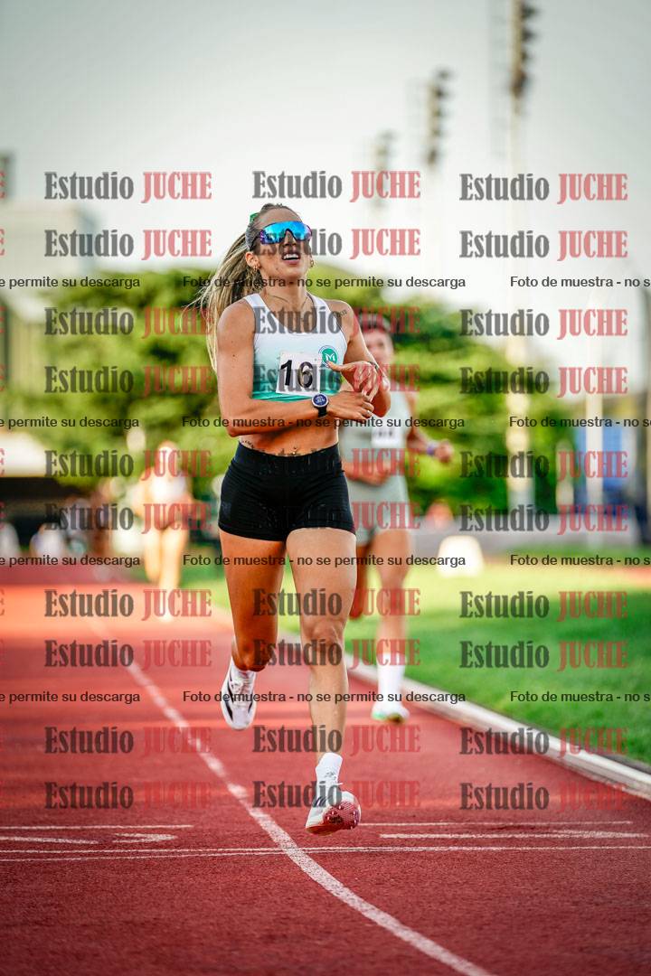 Fotos de los 1500 m llanos de mujeres