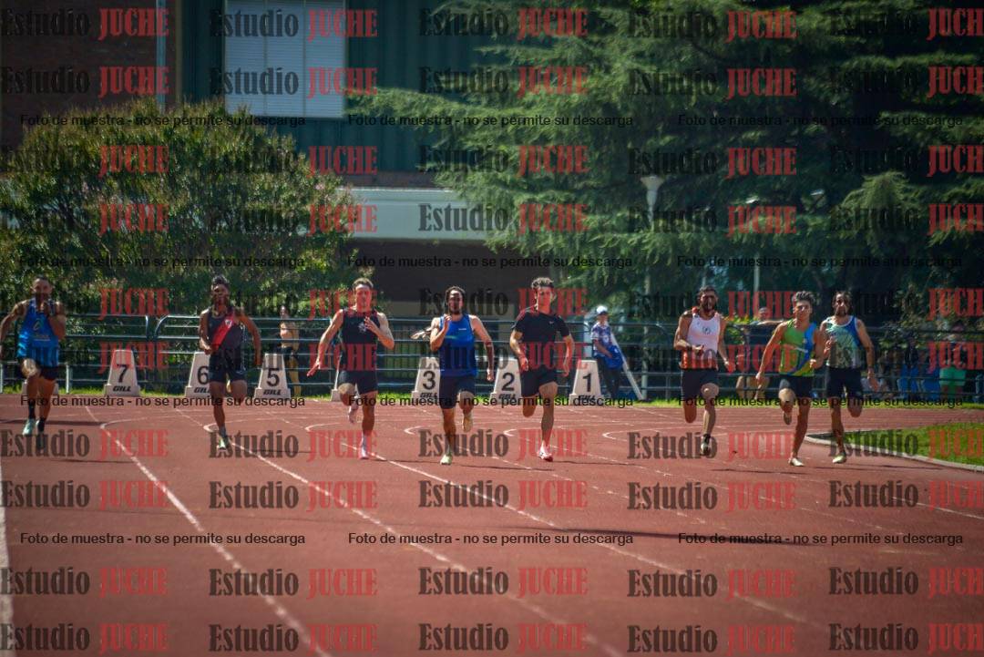 Fotos de los 200 m llanos de varones