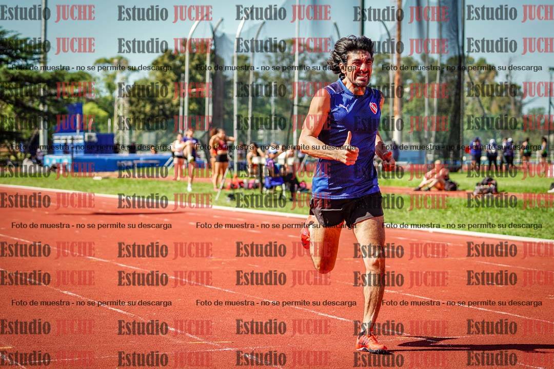 Fotos de los 400 m llanos de varones