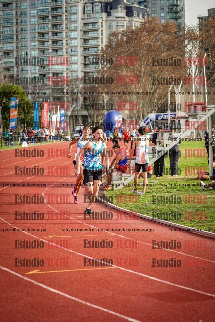 Fotos de las Postas 8x300 m mixta