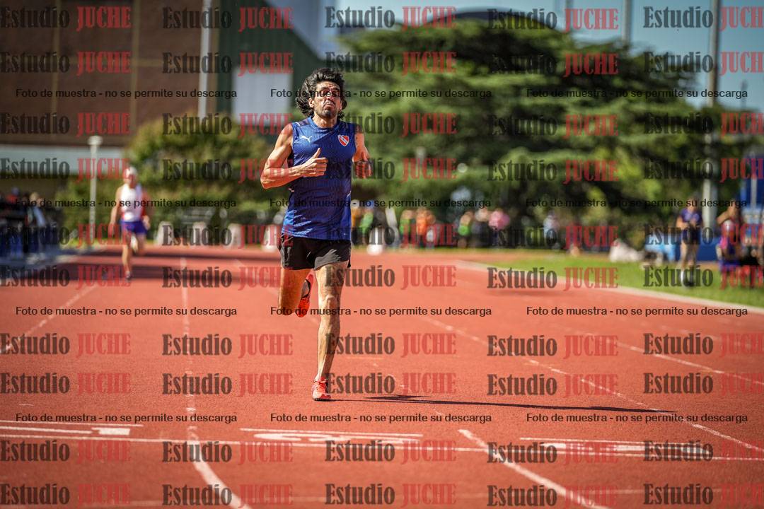 Fotos de los 400 m llanos de varones
