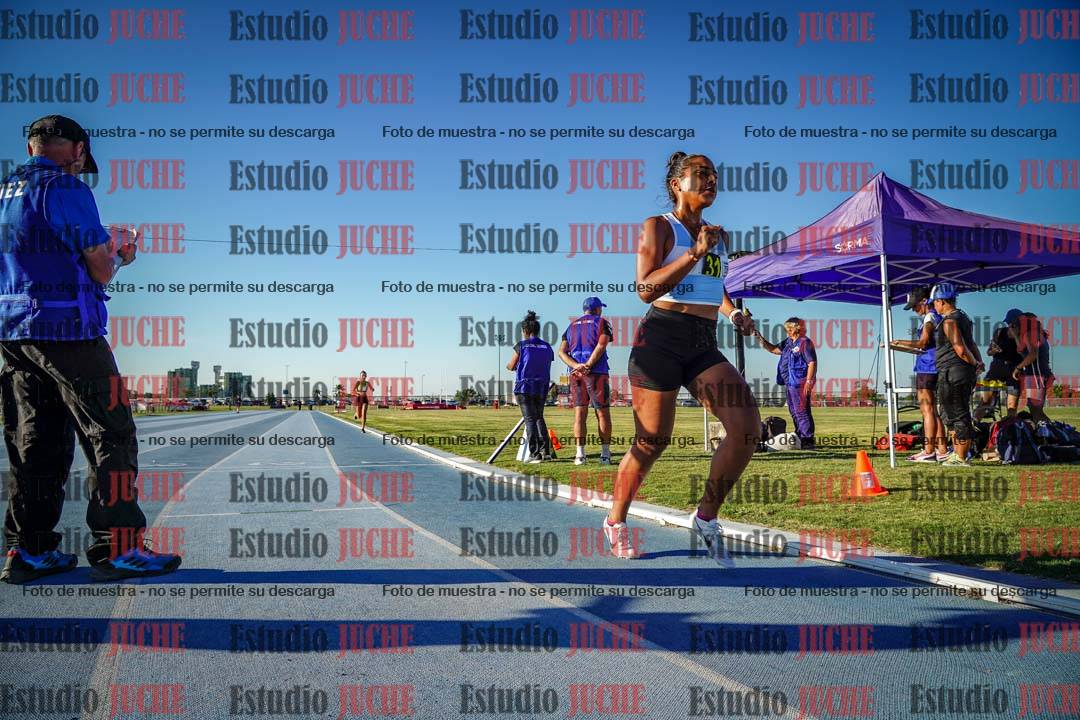 Fotos de los 1500 m llanos de mujeres