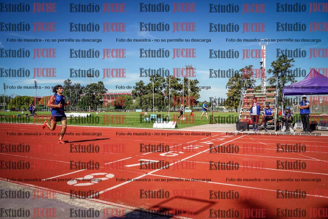 Fotos de los 400 m llanos de varones