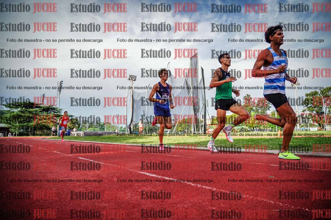 Fotos de los 3000 m llanos de varones