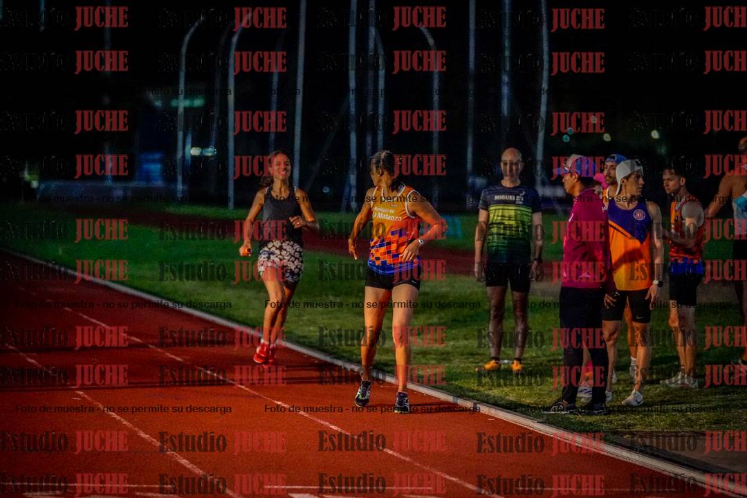 Fotos de las postas 4x400 m mixtas