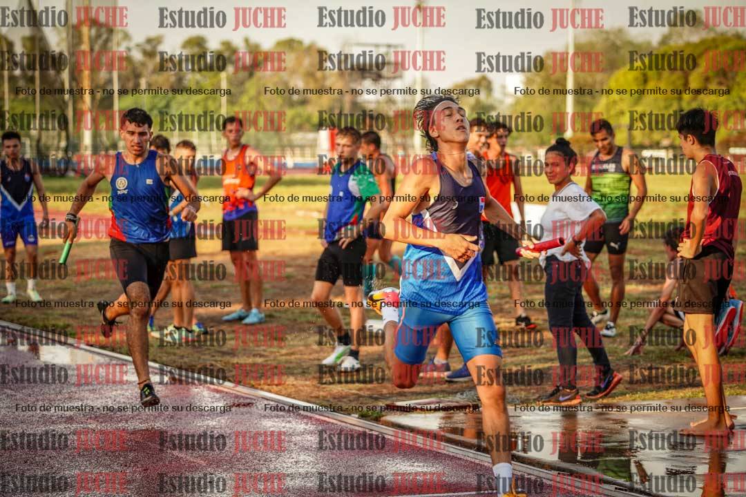 Fotos de las Postas 4x400 m de varones