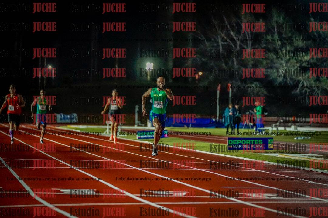 Fotos de los 400 m llanos de varones - deca 5 - serie 2