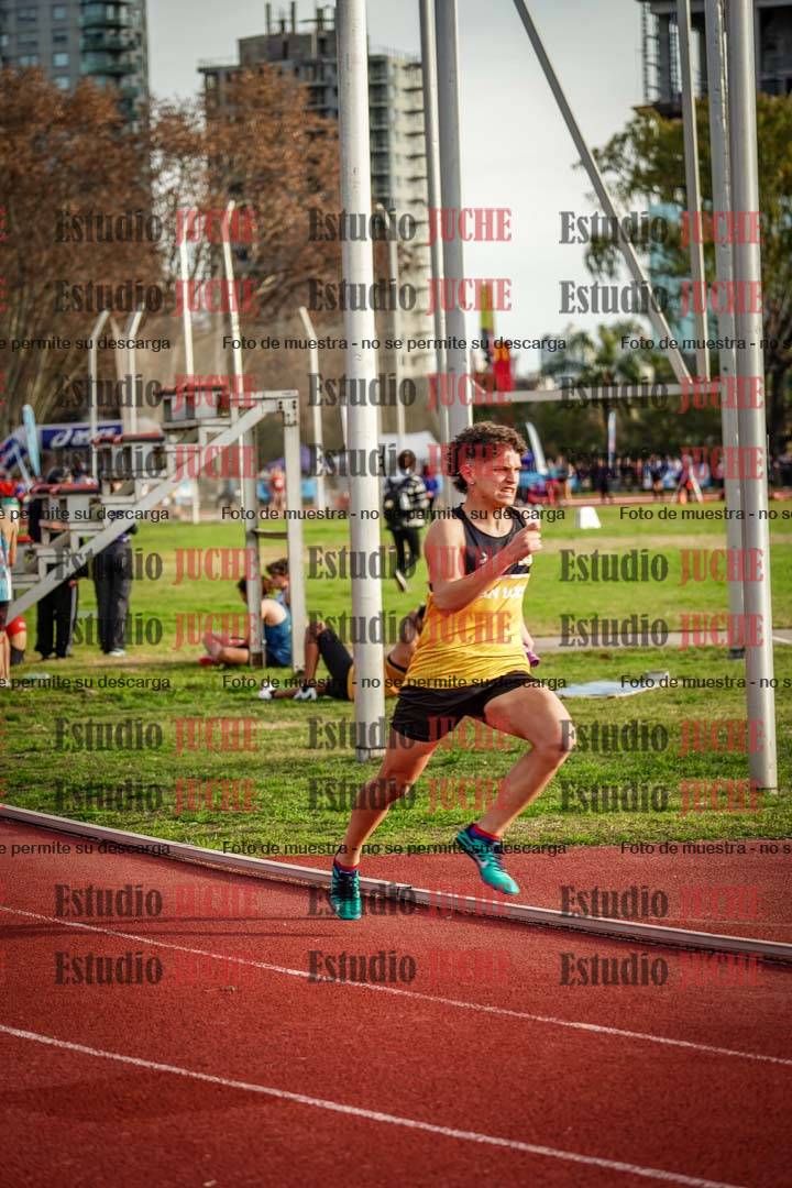 Fotos de las Postas 8x300 m mixta
