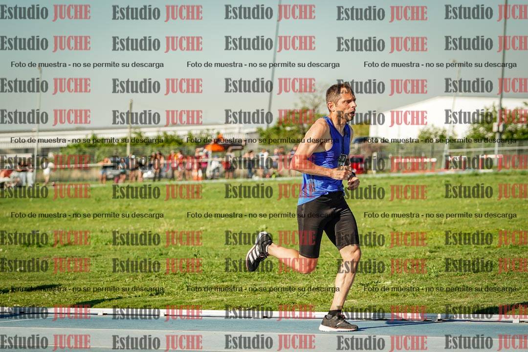 Fotos de los 3000 m llanos de varones